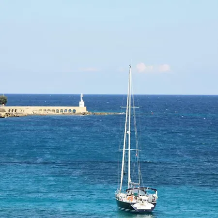 فندق مبيت وإفطار Le Mandorline سان سيزاريو دي ليتشي